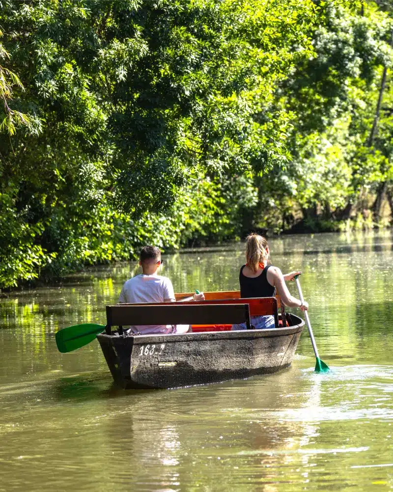 Location de barque sans guide - Embarcadère de la Venise Verte romenades en barques traditionnelles dans le Marais poitevin